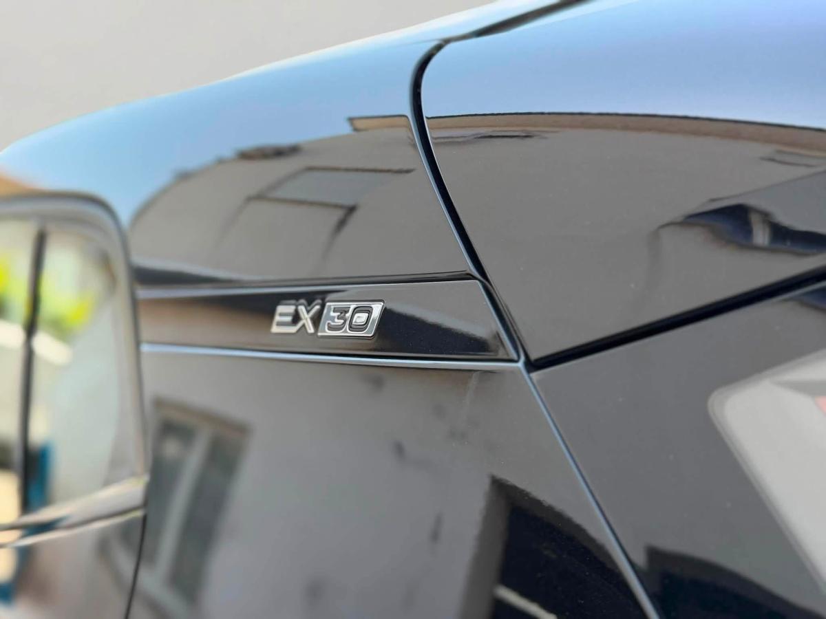 volvo-ex30-2024-eletrico-0cc