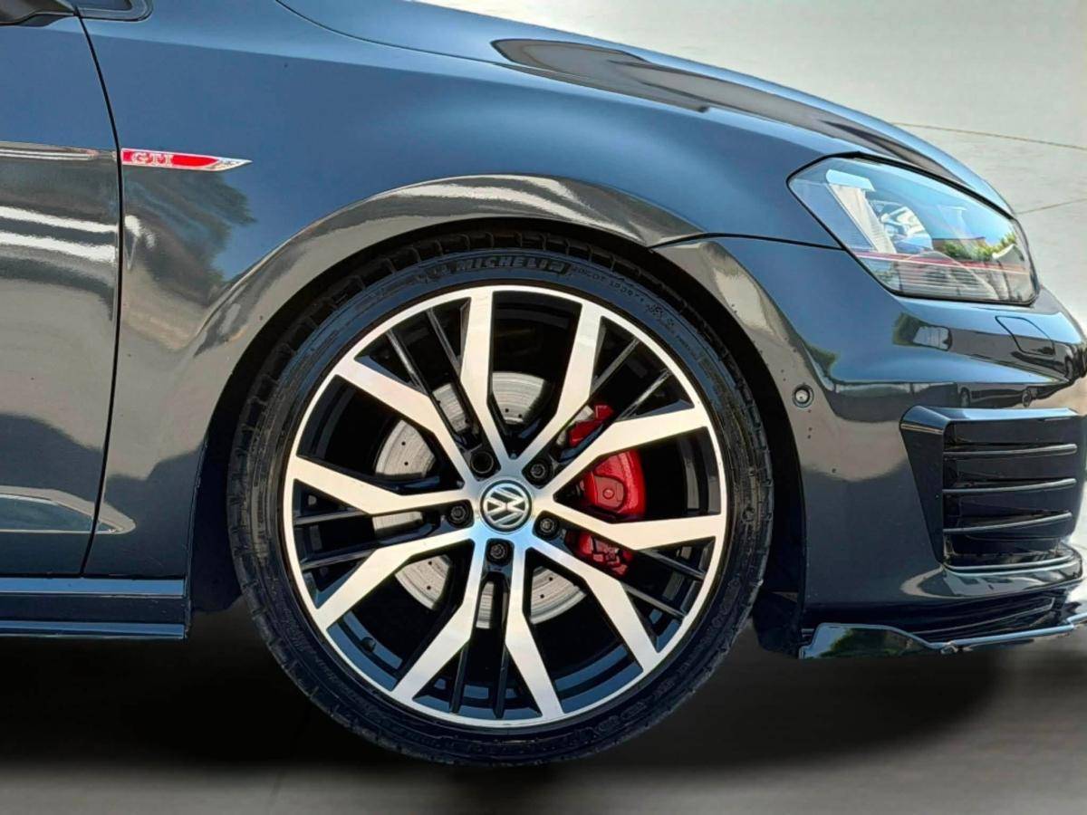 volkswagen-golf-2013-gasolina-1984cc