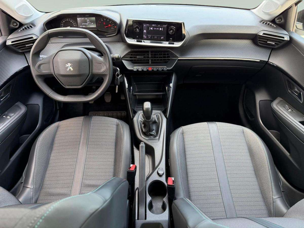 peugeot-208-2020-gasolina-1199cc