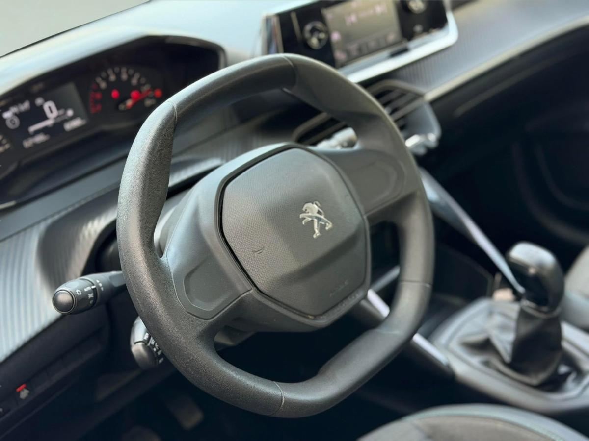peugeot-208-2020-gasolina-1199cc