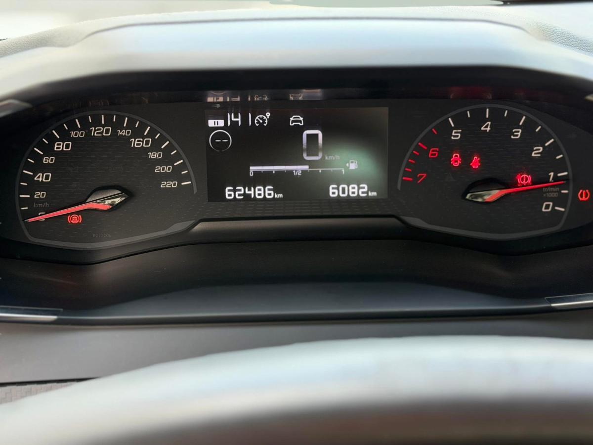 peugeot-208-2020-gasolina-1199cc