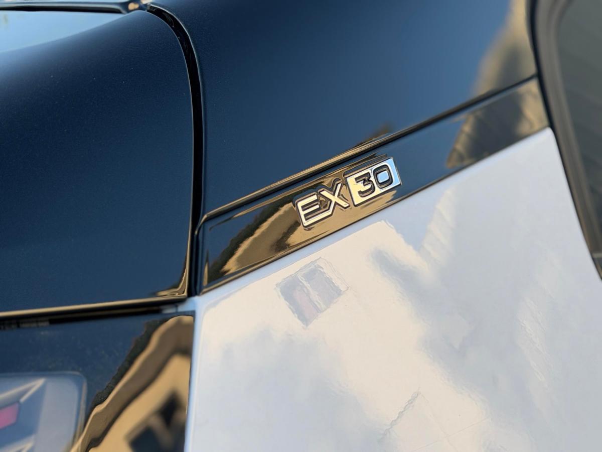 volvo-ex30-2024-eletrico-0cc