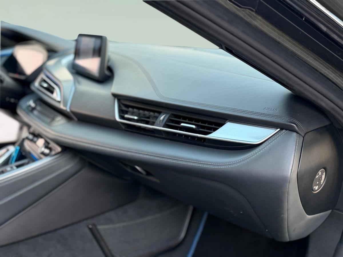 bmw-i8-2014-hibrido-a-gasolina-1499cc