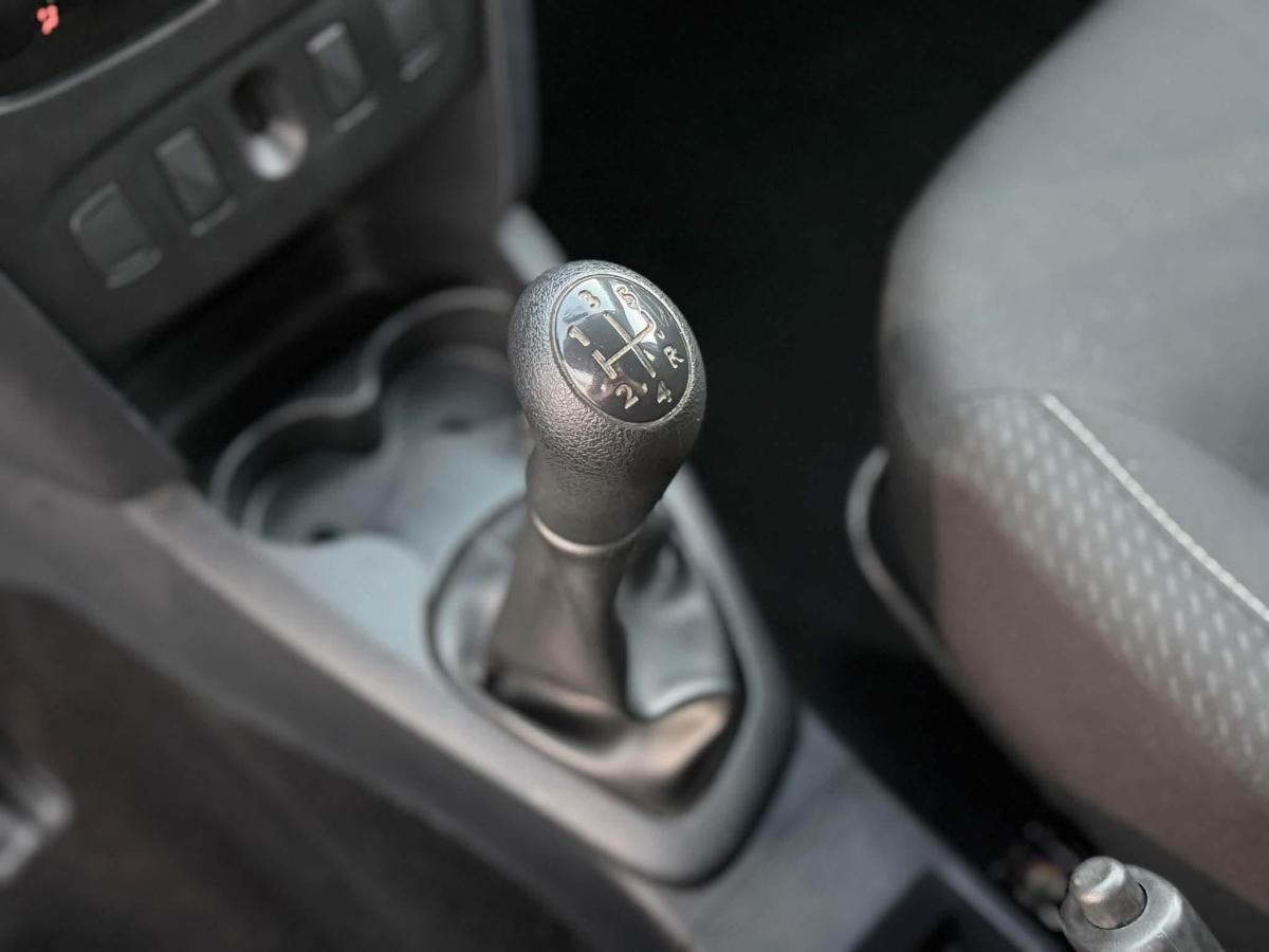 dacia-sandero-2018-gasolina-999cc