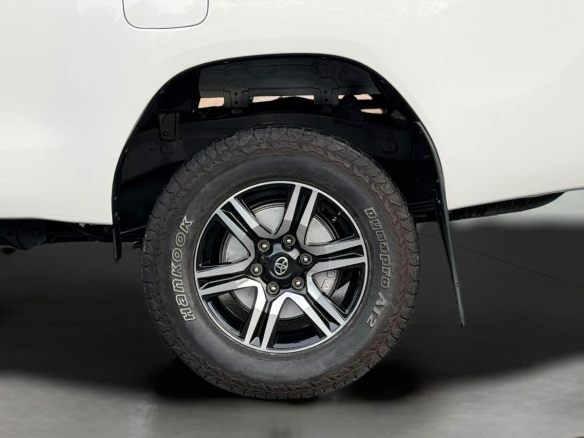 toyota-hilux-2018-diesel-2393cc