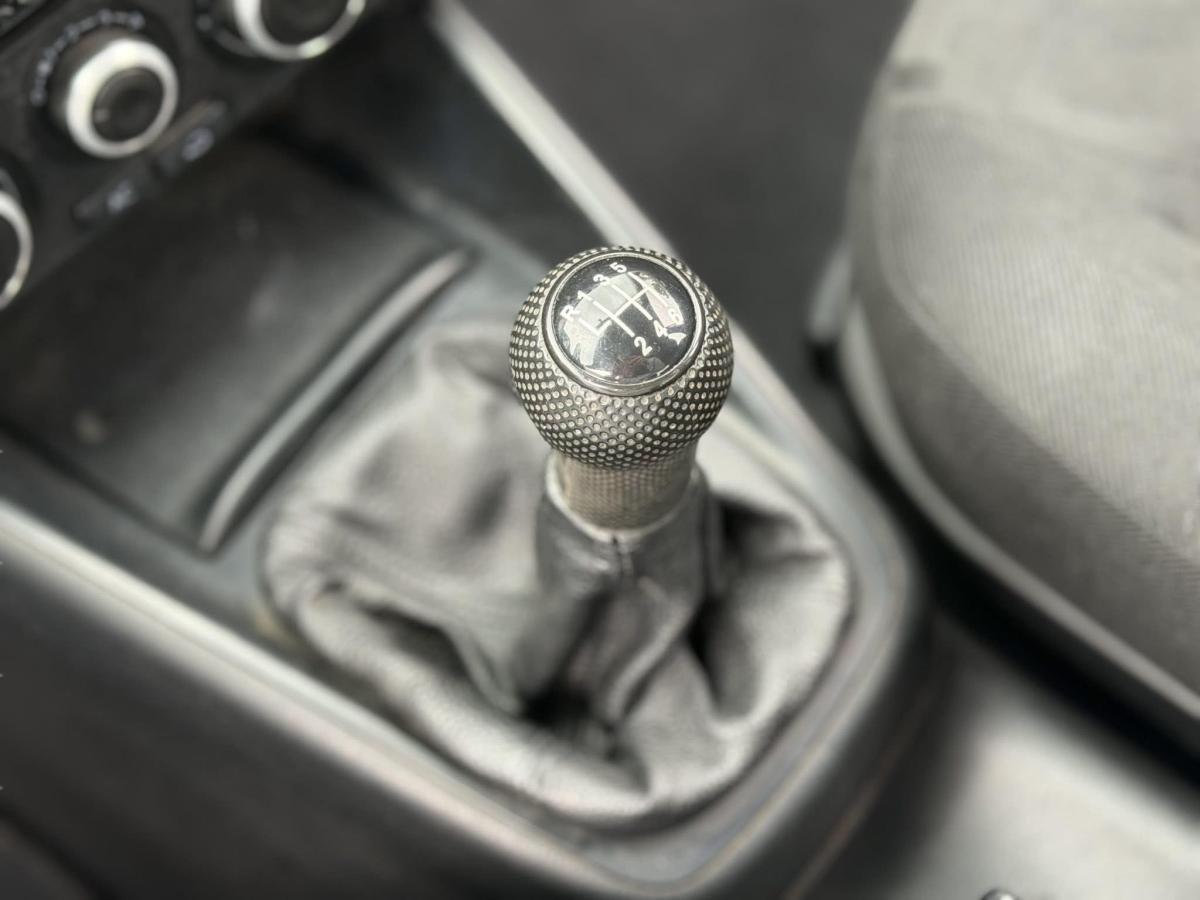 volkswagen-golf-1999-diesel-1896cc