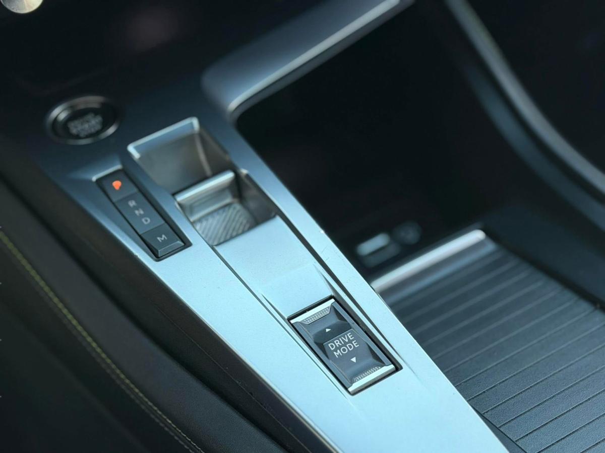 peugeot-308-sw-2023-gasolina-1199cc