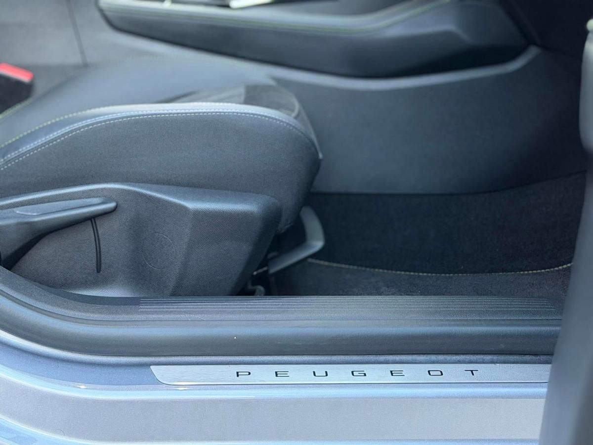 peugeot-308-sw-2023-gasolina-1199cc
