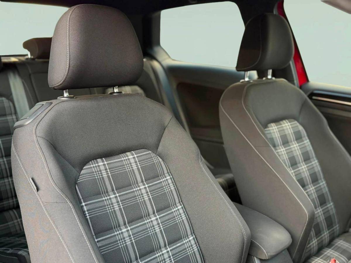 volkswagen-golf-2016-diesel-1968cc