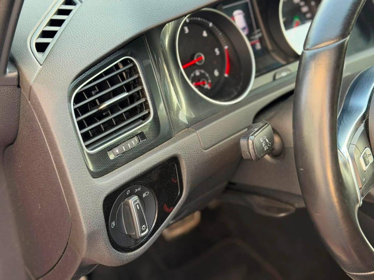 volkswagen-golf-2016-diesel-1968cc