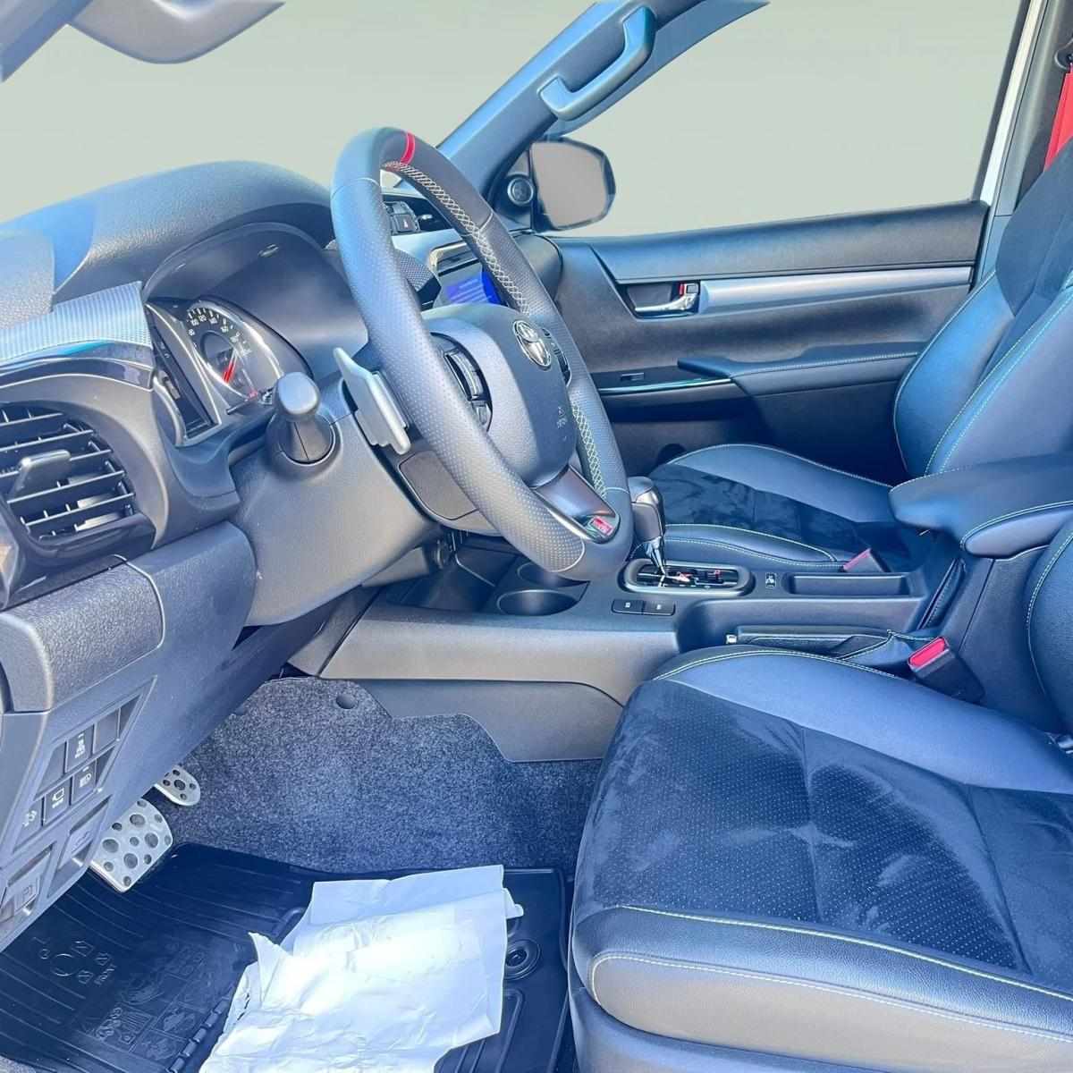 toyota-hilux-2025-diesel-2755cc