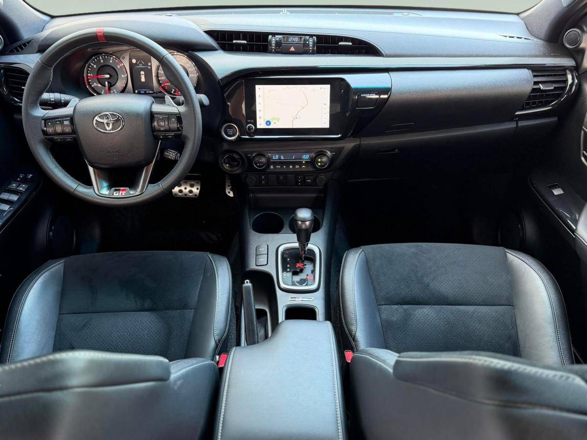 toyota-hilux-2025-diesel-2755cc