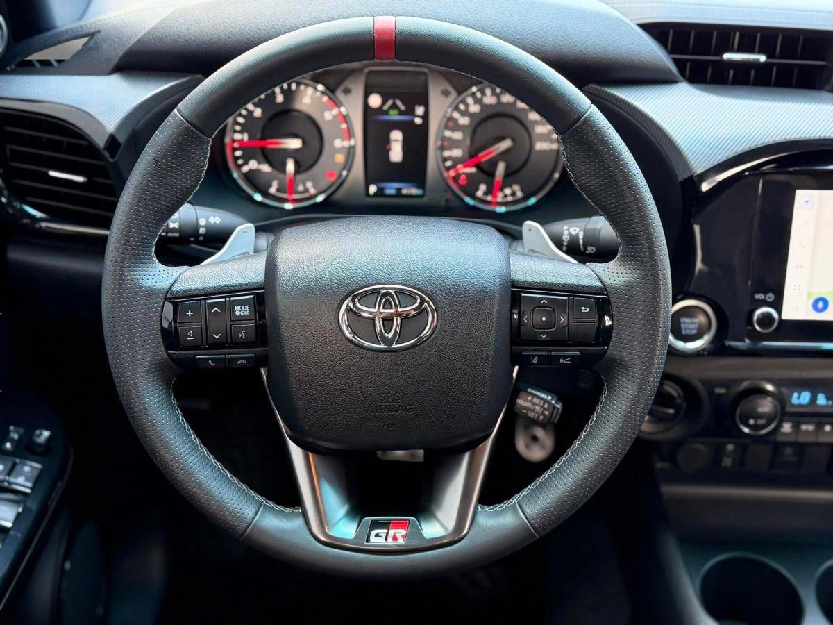 toyota-hilux-2025-diesel-2755cc