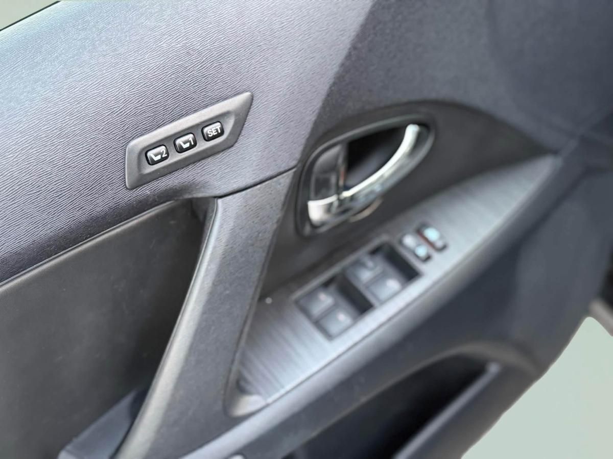 toyota-avensis-2009-diesel-2231cc