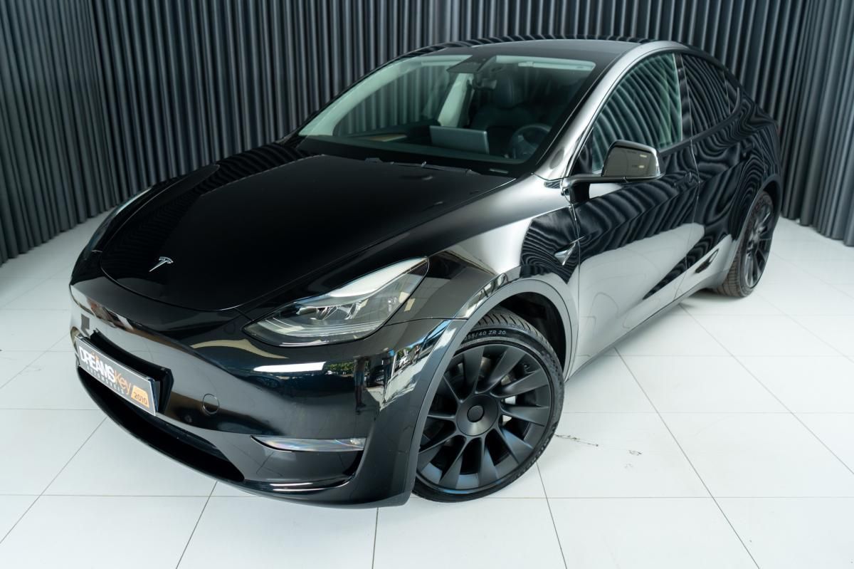 tesla-model-y-2023-eletrico-500cc