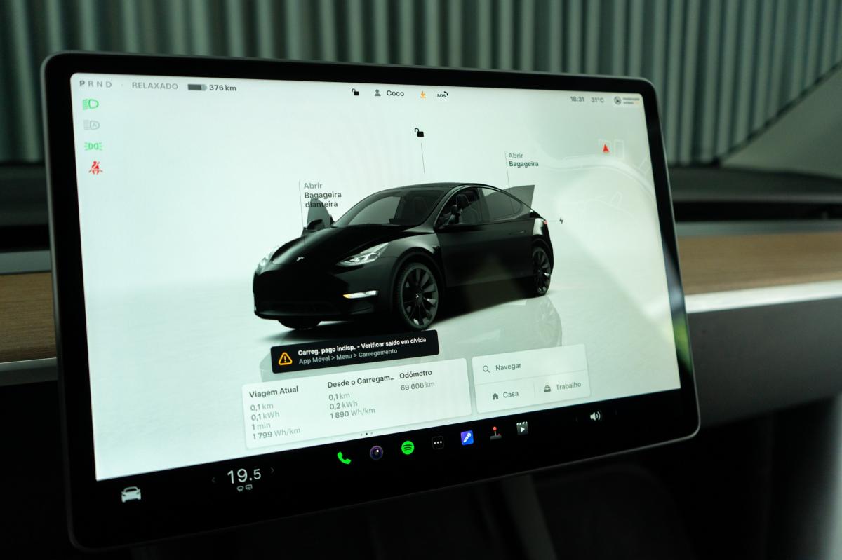 tesla-model-y-2023-eletrico-500cc