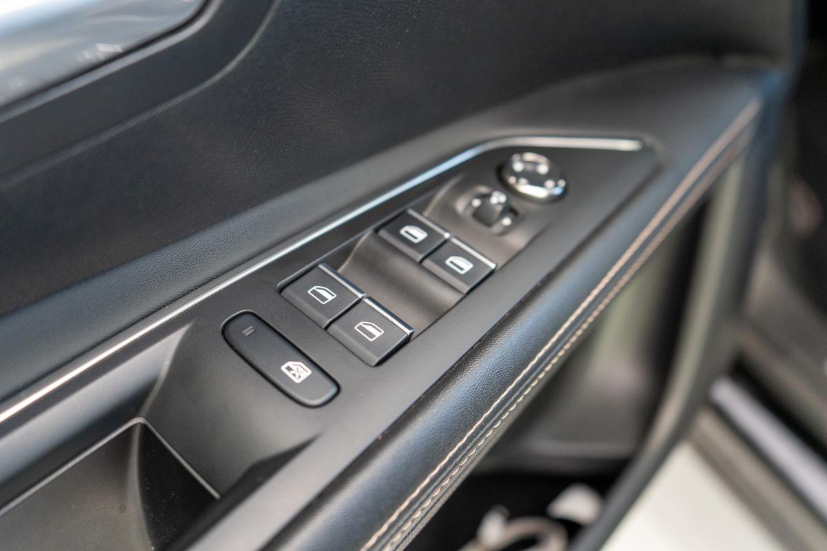 peugeot-3008-2021-hibrido-a-gasolina-1598cc