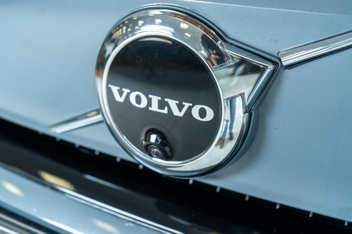volvo-c40-2022-eletrico-500cc