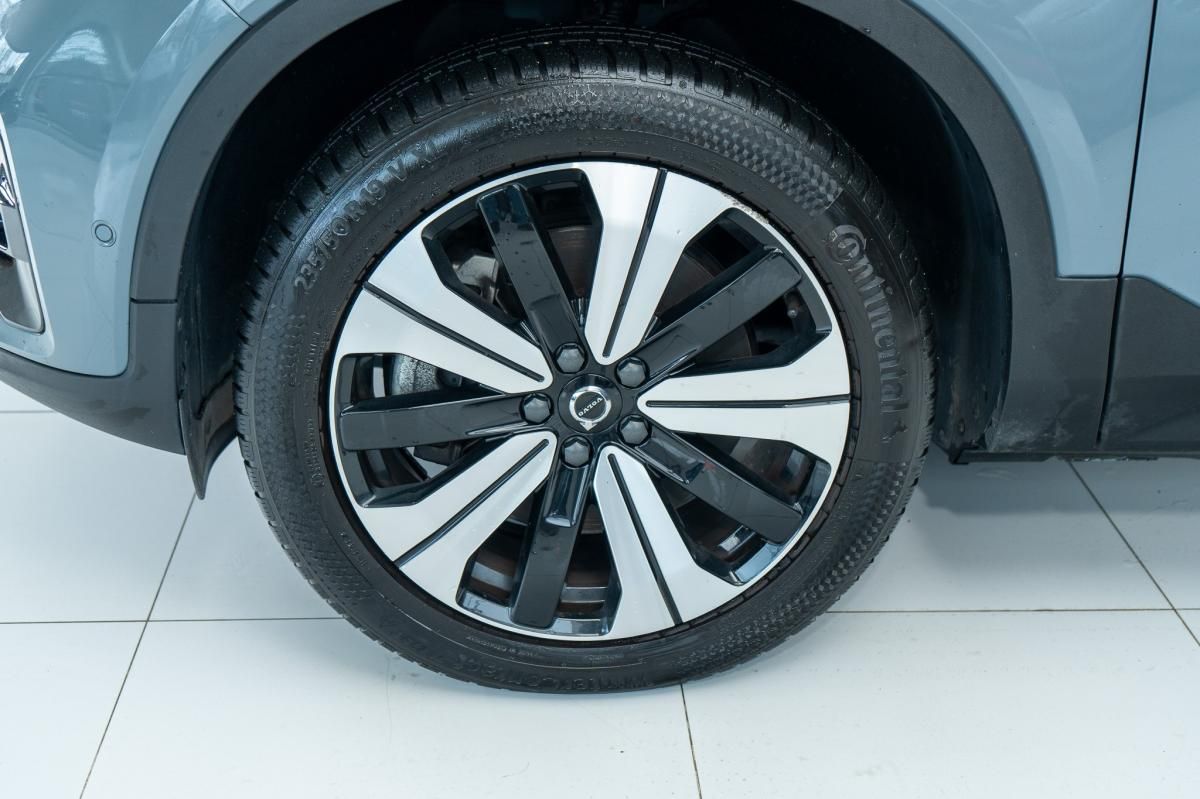 volvo-c40-2022-eletrico-500cc
