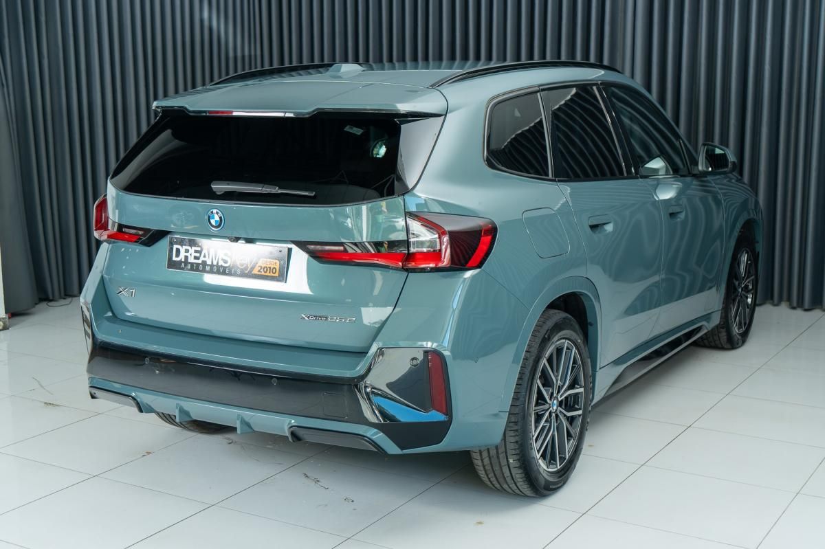 bmw-x1-2025-hibrido-a-gasolina-1499cc