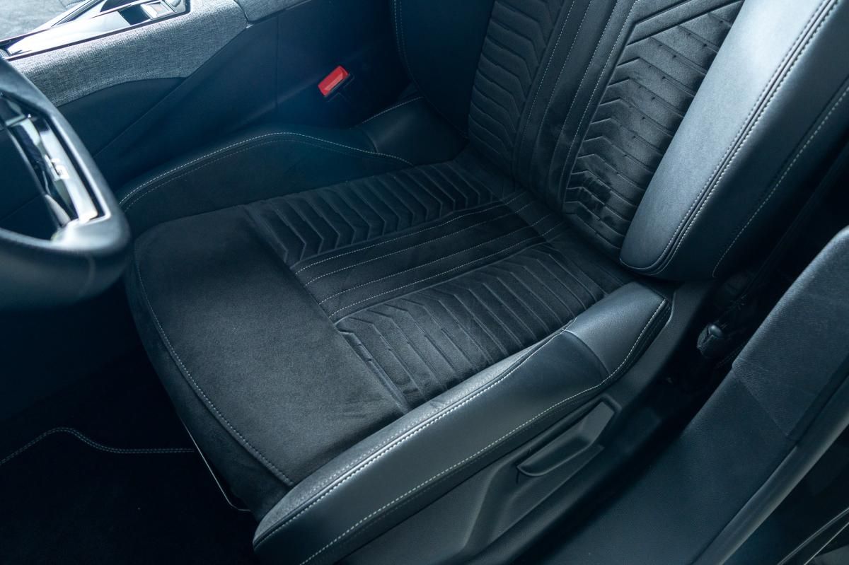 peugeot-e-3008-2024-eletrico-0cc