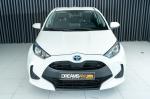 toyota-yaris-2022-hibrido-a-gasolina-1490cc