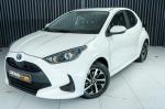 toyota-yaris-2022-hibrido-a-gasolina-1490cc