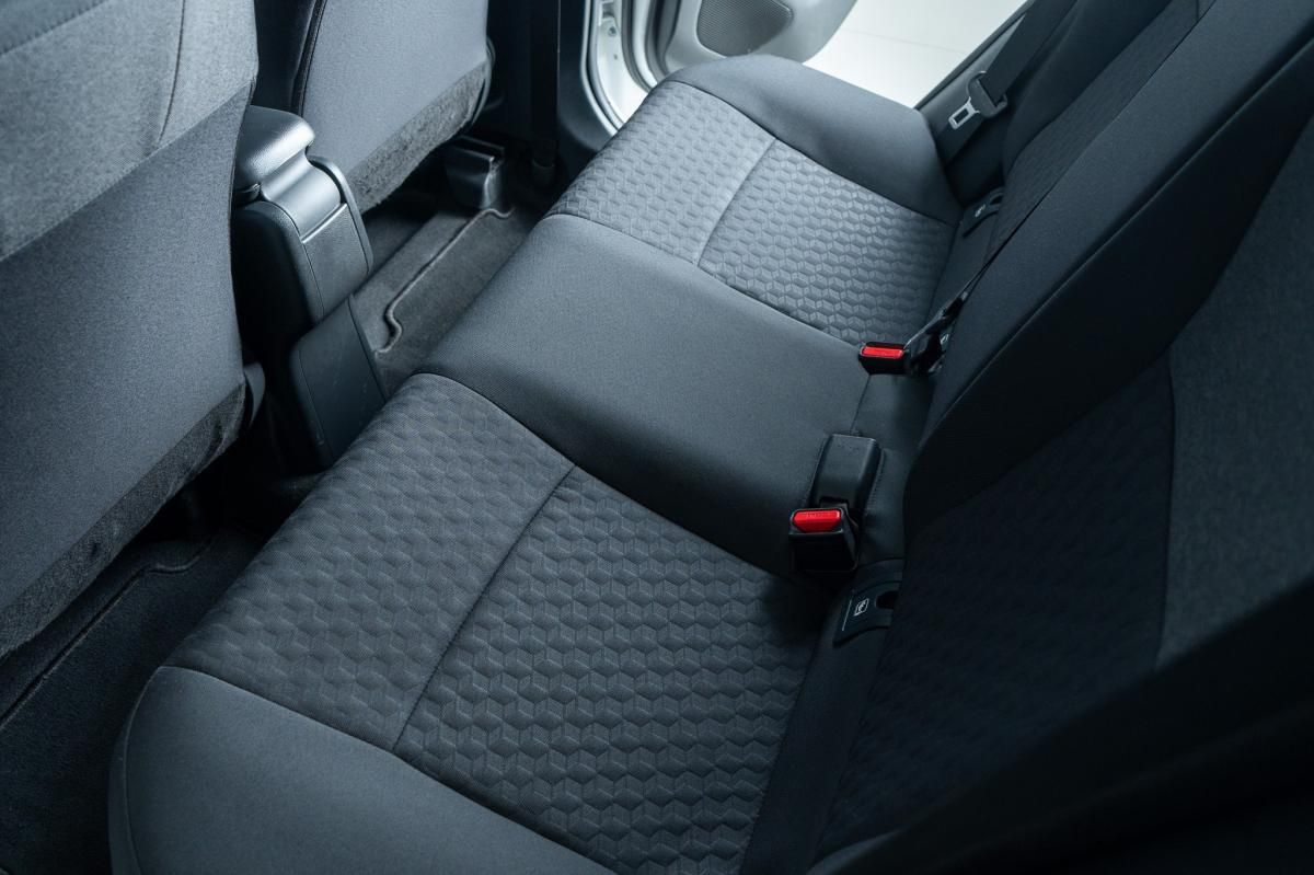 toyota-yaris-2022-hibrido-a-gasolina-1490cc