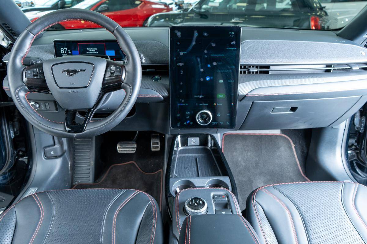 ford-mustang-2023-eletrico-500cc