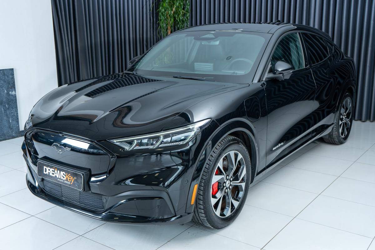 ford-mustang-2023-eletrico-500cc