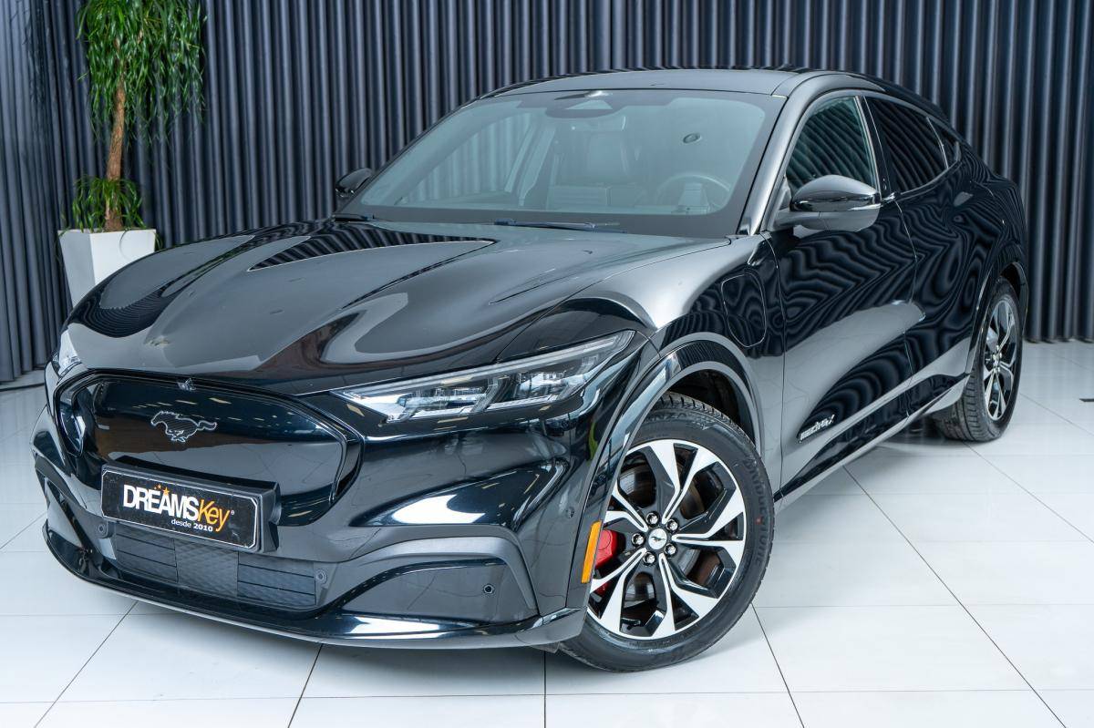 ford-mustang-2023-eletrico-500cc