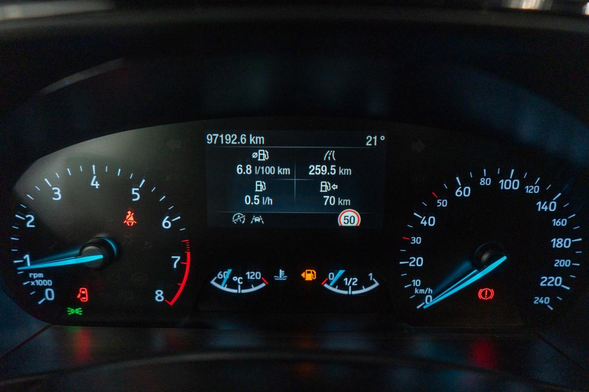 ford-focus-sw-2018-gasolina-998cc
