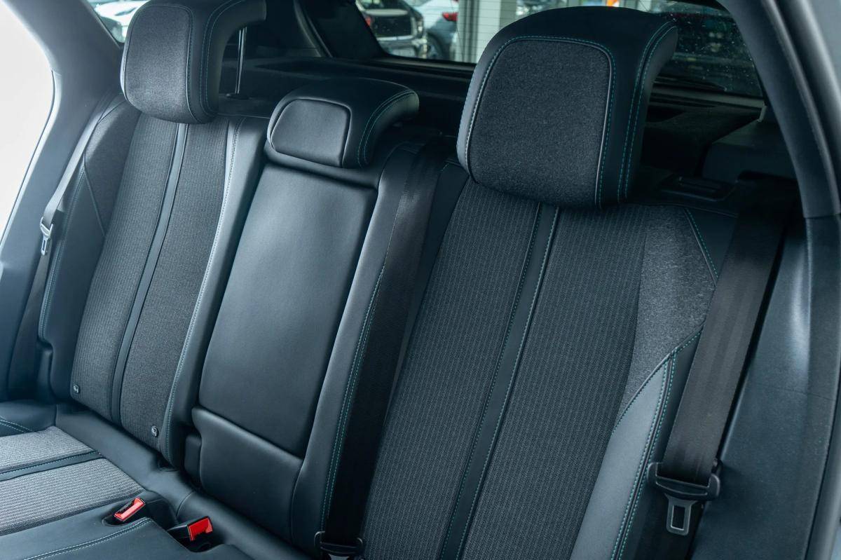 peugeot-3008-2022-hibrido-a-gasolina-1598cc