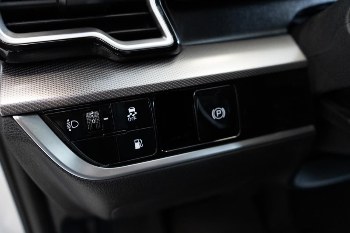 kia-sportage-2023-hibrido-a-gasolina-1598cc