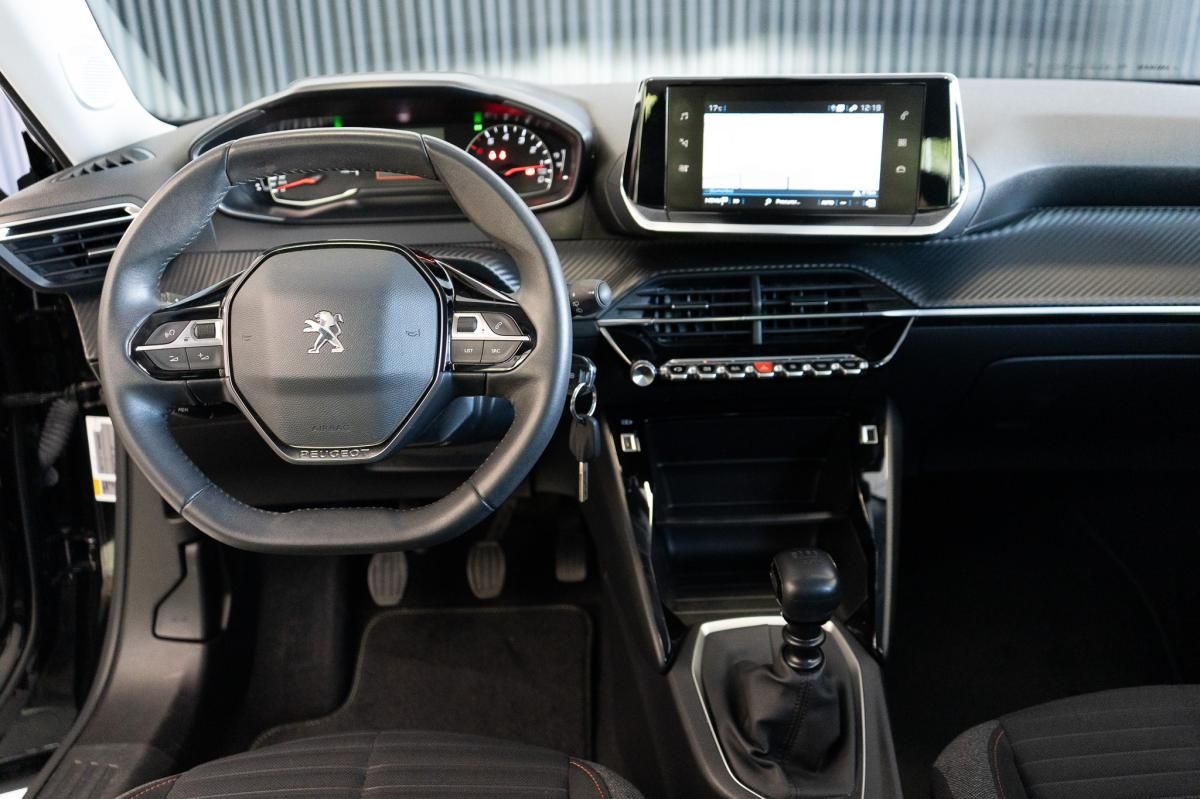 peugeot-2008-2021-gasolina-1199cc
