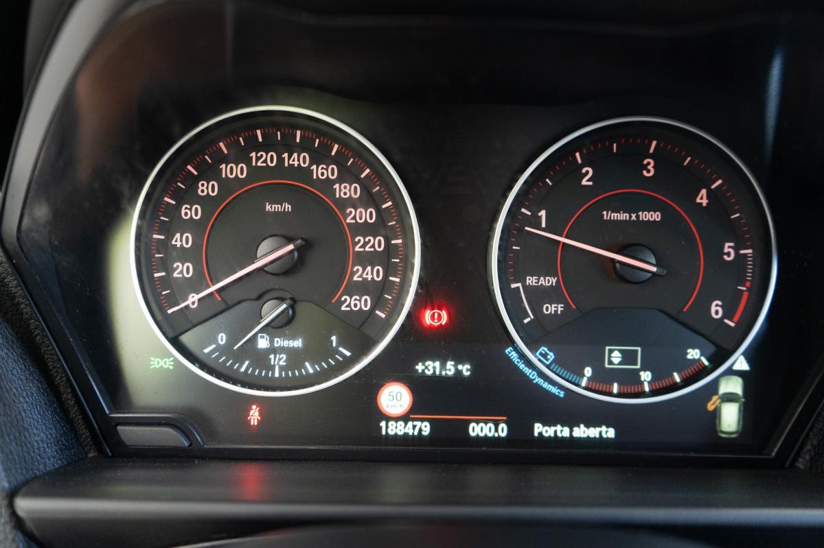 bmw-serie-1-2015-diesel-1995cc