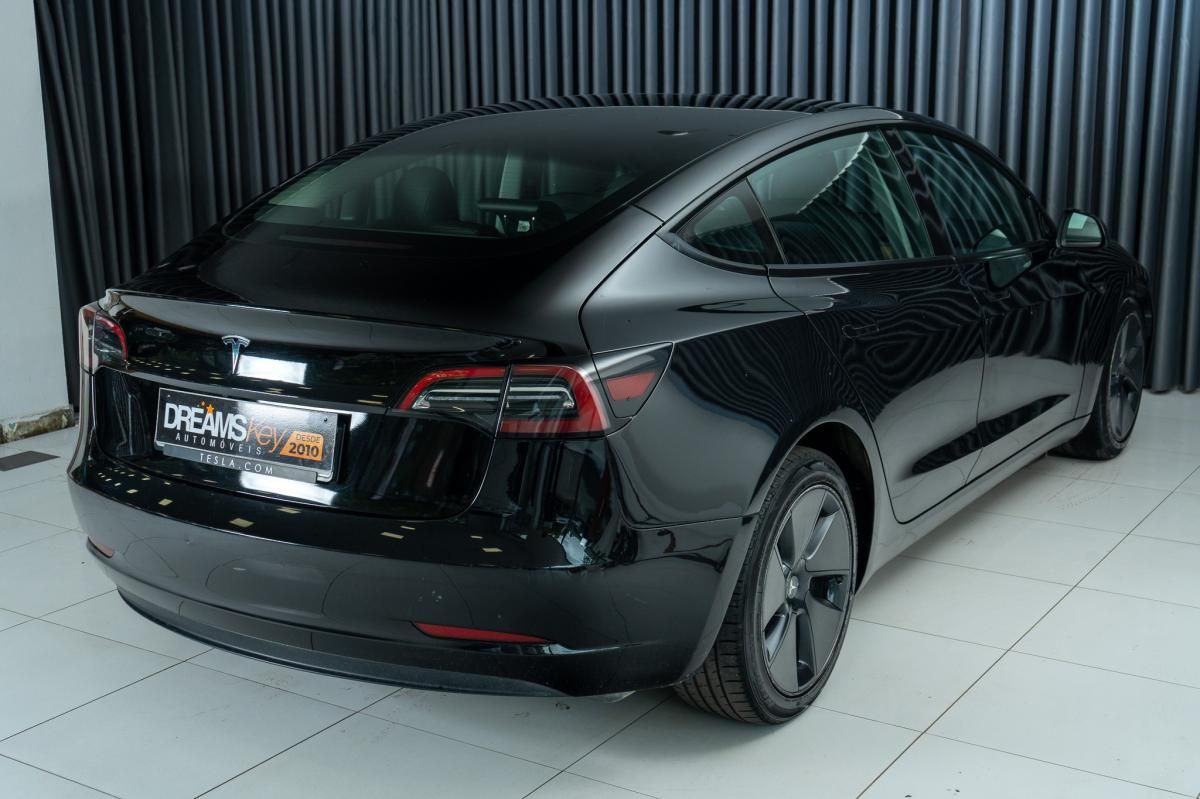 tesla-model-3-2023-eletrico-500cc
