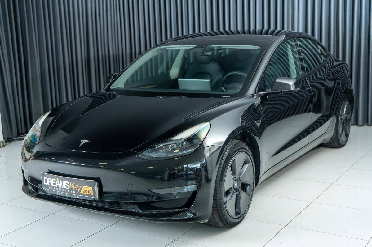 tesla-model-3-2023-eletrico-500cc