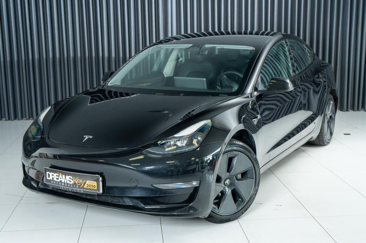 tesla-model-3-2023-eletrico-500cc