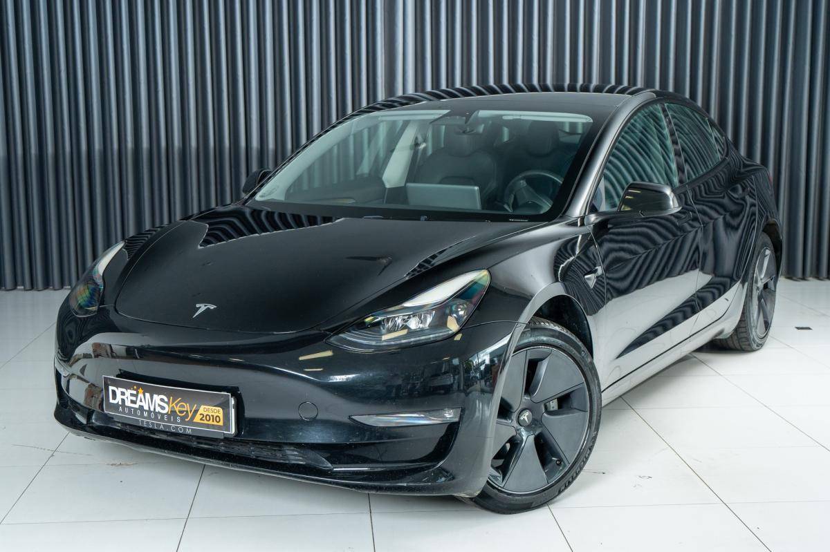 tesla-model-3-2023-eletrico-500cc