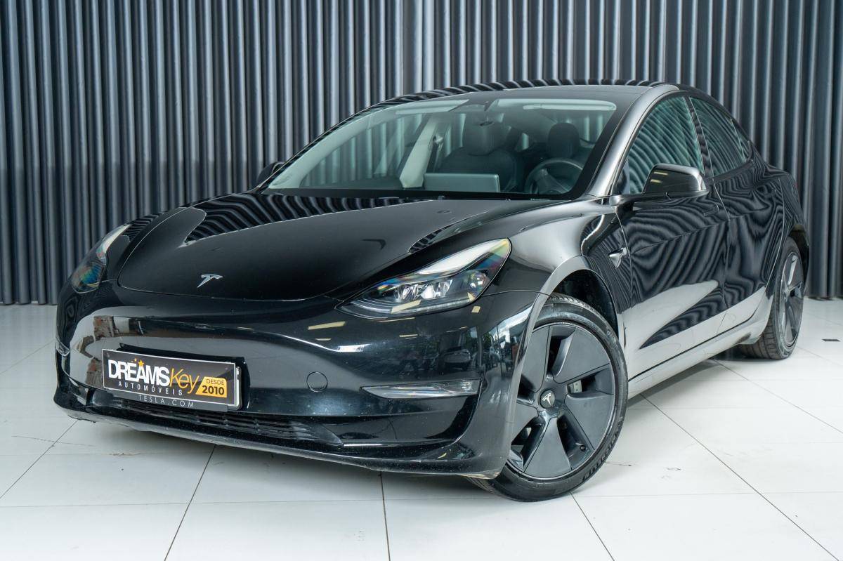 tesla-model-3-2023-eletrico-500cc