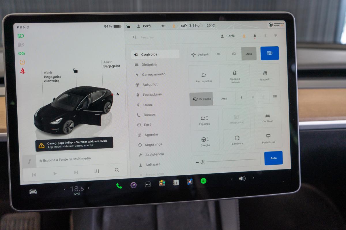 tesla-model-3-2023-eletrico-500cc
