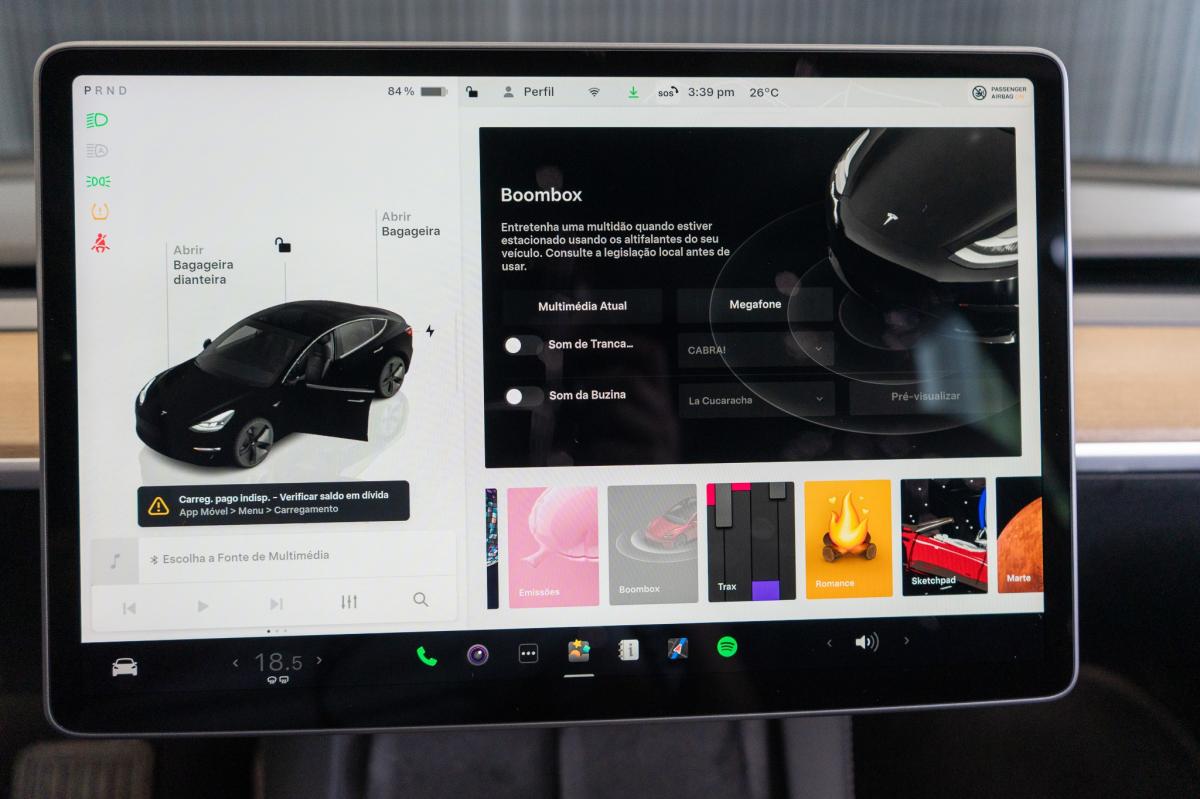 tesla-model-3-2023-eletrico-500cc