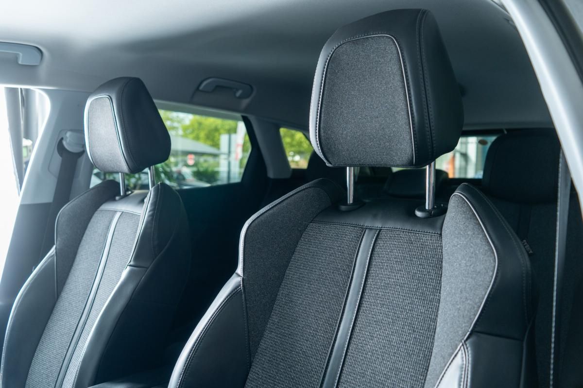 peugeot-3008-2018-diesel-1560cc