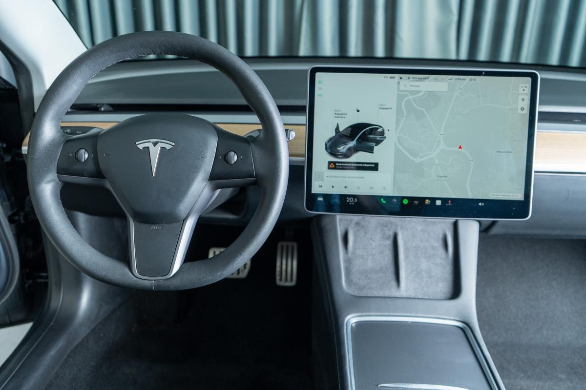 tesla-model-3-2021-eletrico-500cc
