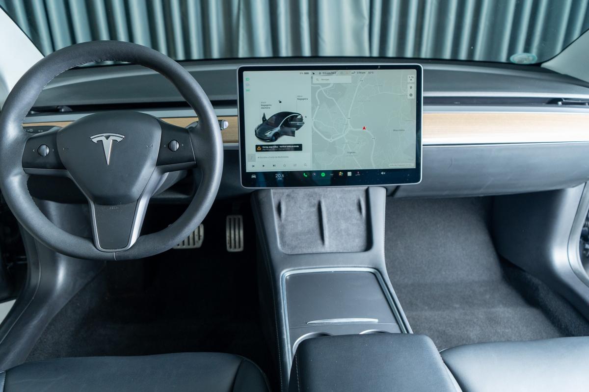 tesla-model-3-2021-eletrico-500cc