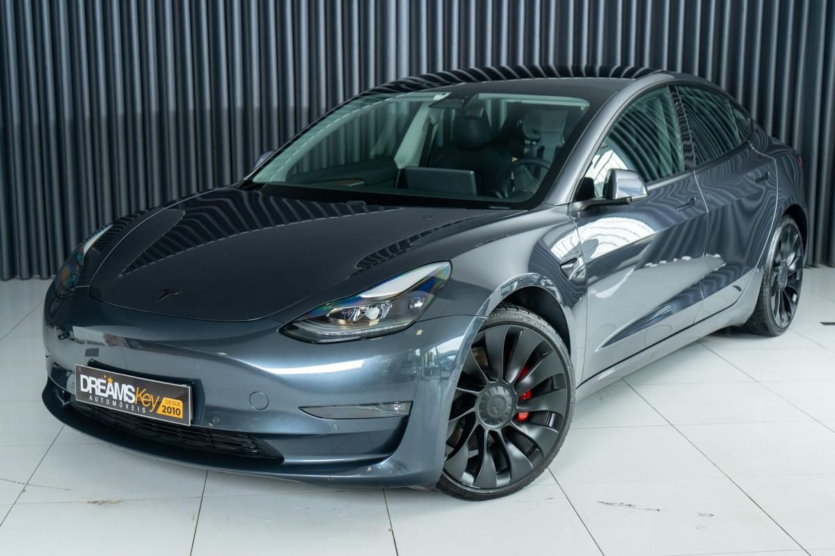 tesla-model-3-2021-eletrico-500cc
