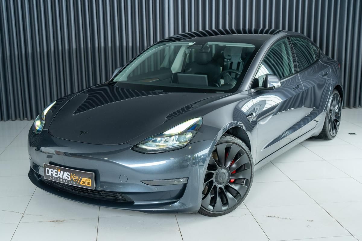 tesla-model-3-2021-eletrico-500cc