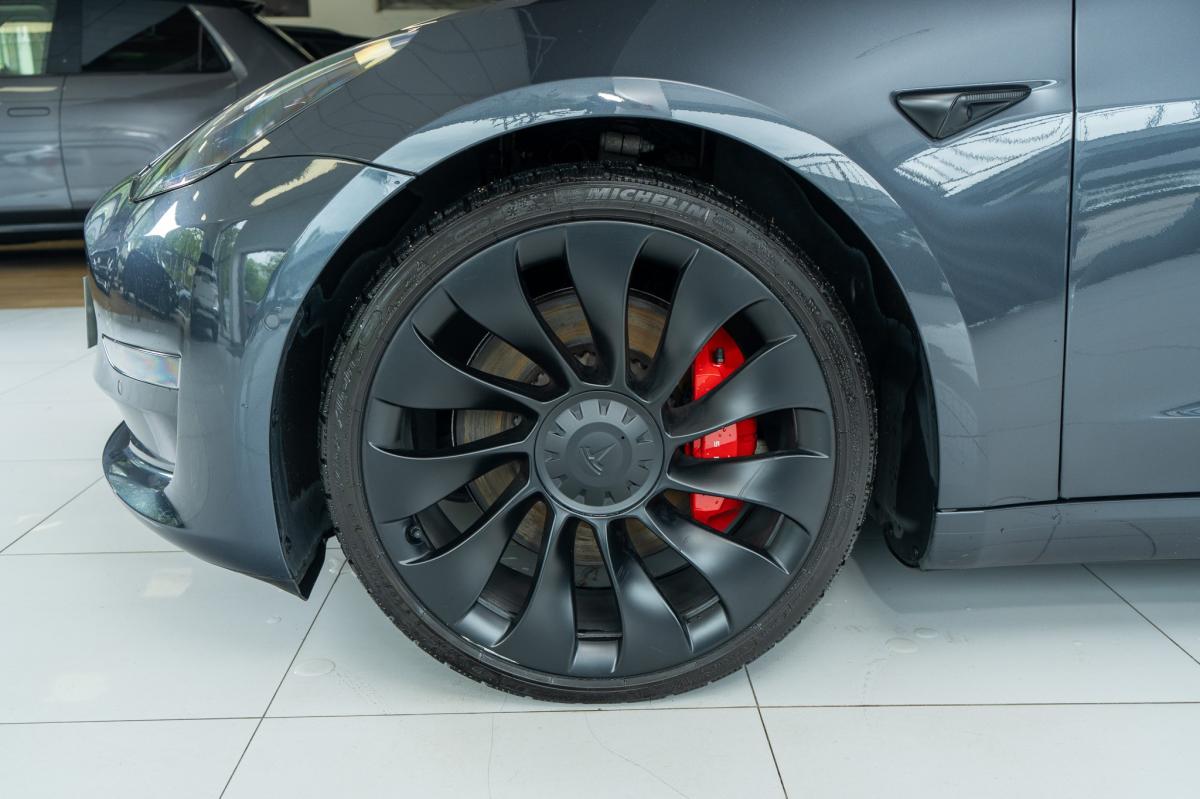 tesla-model-3-2021-eletrico-500cc