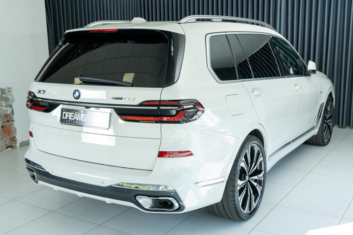 bmw-x7-2024-diesel-2993cc